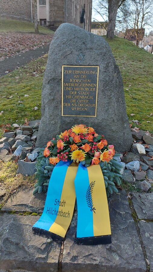 Kranzniederlegung Gedenkstein 2021