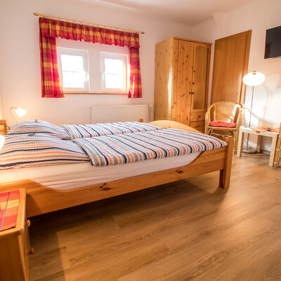Bild vergr&ouml;&szlig;ern: Hermes_Zimmer 2