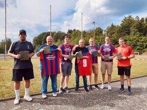 Bild vergr&ouml;&szlig;ern: SPD Hilchenbach unterstützt Verein FC Hilchenbach