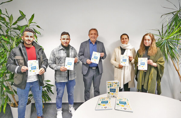 Gruppenfoto Interkulturelles Kochbuch