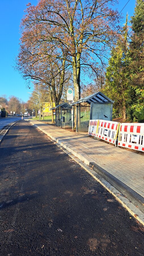 Barrierefreie Bushaltestelle "Schulzentrum"