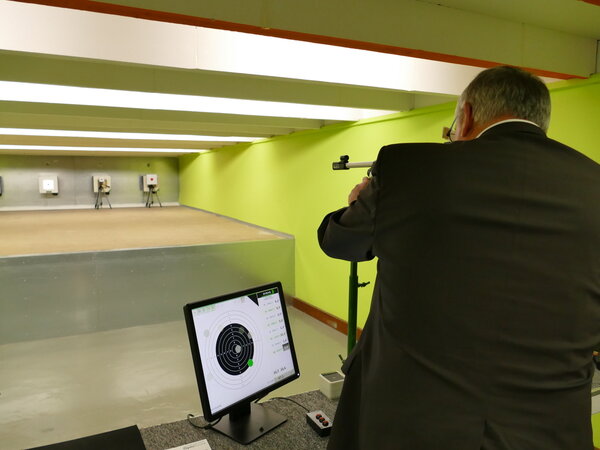 Sparkassenspende für den Schützenverein Hilchenbach 