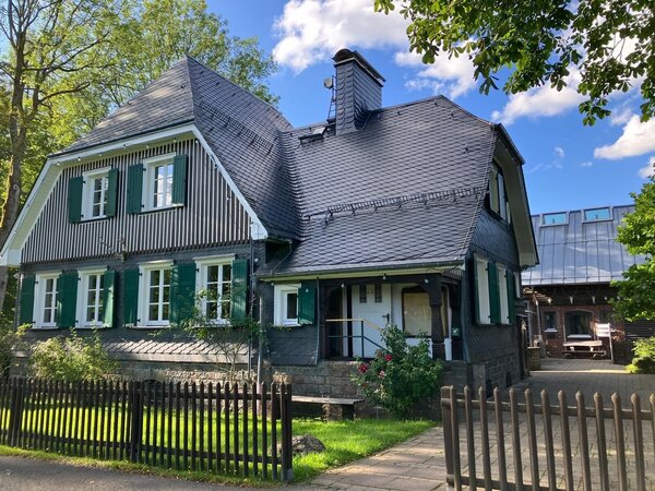 Bild vergr&ouml;&szlig;ern: Cafe Waldland im Forsthaus Hohenroth
