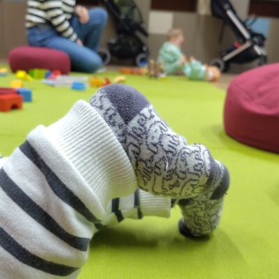 Bild vergr&ouml;&szlig;ern: kmd-Eröffnungsfeier: Im Eltern-Kind-Bereich standen die ganz Kleinen im Mittelpunkt.