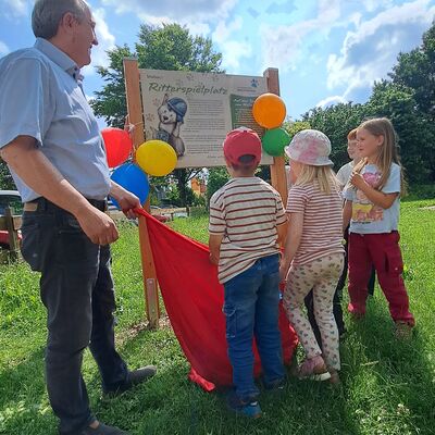 Bild vergr&ouml;&szlig;ern: Spielplatzweg Hilchenbach