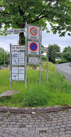 Bild vergr&ouml;&szlig;ern: Alte Schilder Dahlbruch
