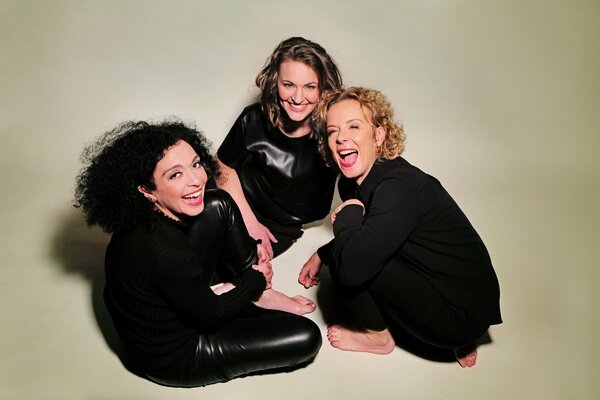 Bild vergr&ouml;&szlig;ern: Künstlerfoto Katja Riemann, Franziska Hölscher, Marianna Shirinyan