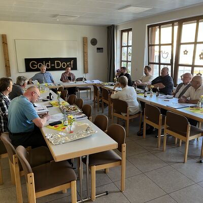 Heimattreffen in der Kapellenschule