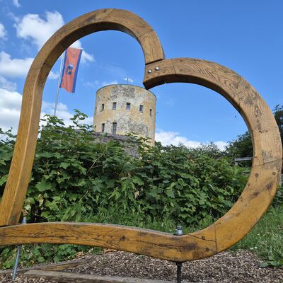 Symbolfoto Ginsburg im Sommer