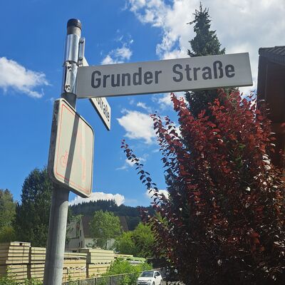 Vollsperrung der Grunder Straße 
