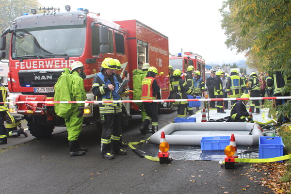 Herbstübung der Freiwilligen Feuerwehr Hilchenbach