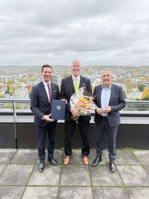 Bild vergr&ouml;&szlig;ern: Bundesverdienstkreuz Dirk Roth